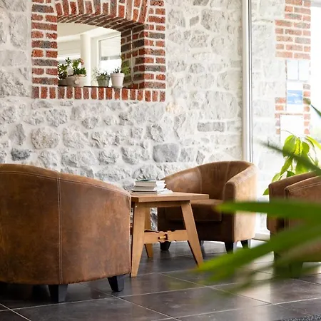 Le Manoir De La Valette Bed & Breakfast *