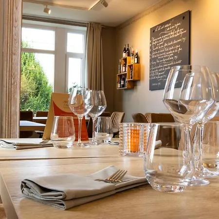 Le Manoir De La Valette Bed & Breakfast