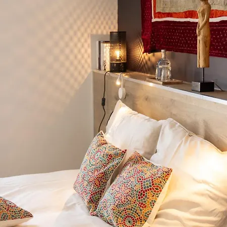 ベッド・アンド・ブレックファスト Le Manoir De La Valette Florennes