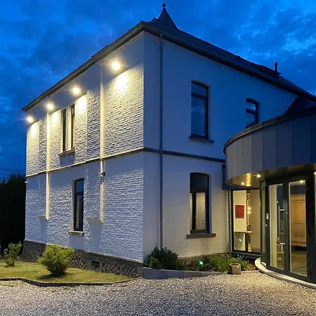 Le Manoir De La Valette Bed & Breakfast Florennes